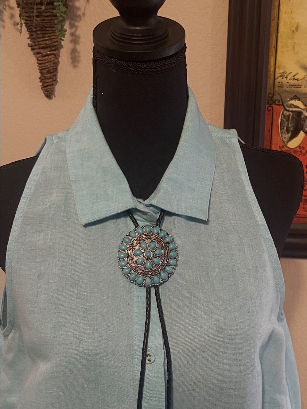 Classic Western Turquoise Accent Bolo Tie